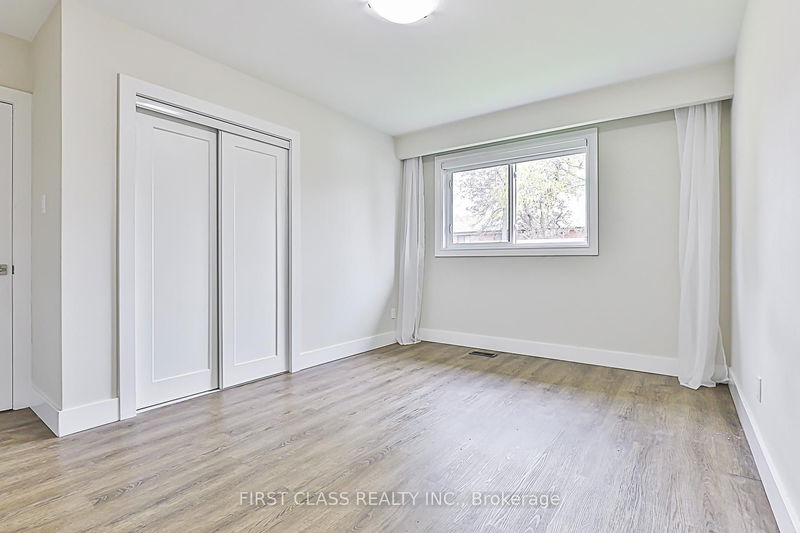 Preview image for 24 Fintona Ave, Toronto