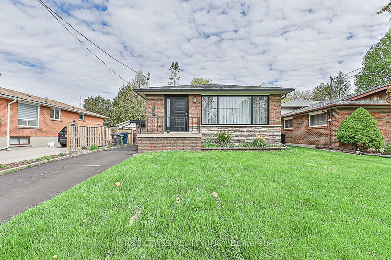 Preview image for 24 Fintona Ave, Toronto