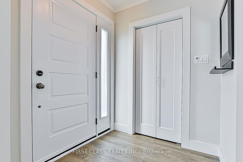 Preview image for 24 Fintona Ave, Toronto