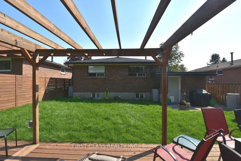 Preview image for 24 Fintona Ave, Toronto