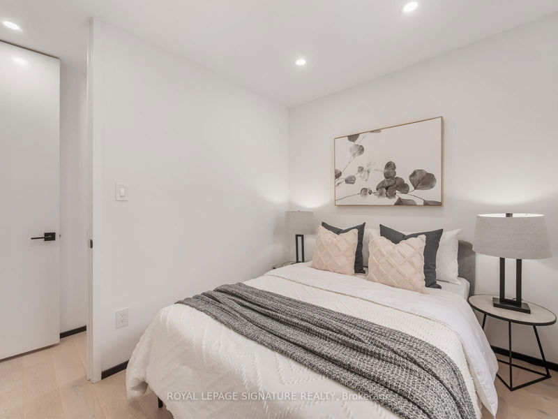 Preview image for 186 Oak Park Ave, Toronto