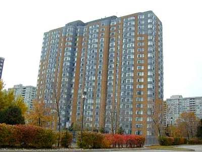 Preview image for 88 Alton Towers Circ #1803, Toronto