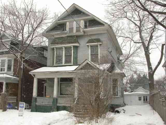 Preview image for 126 Lee Ave, Toronto