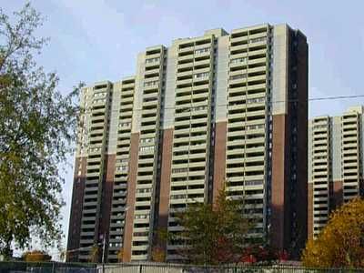Preview image for 5 Massey Sq #2217, Toronto
