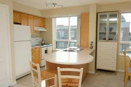 Preview image for 1829 Queen St E #404, Toronto