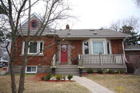 Preview image for 34 Queensgrove Rd, Toronto