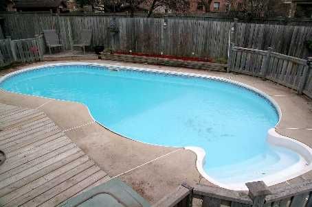 Preview image for 36 Pixley Cres, Toronto