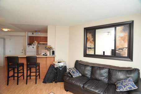 Preview image for 38 Lee Centre Dr #606, Toronto