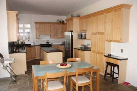 Preview image for 1673 Ballantrae Dr, Oshawa