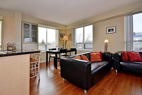 Preview image for 1829 Queen St E #404, Toronto