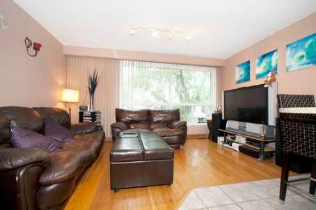 Preview image for 95 Kenilworth  Ave S, Toronto