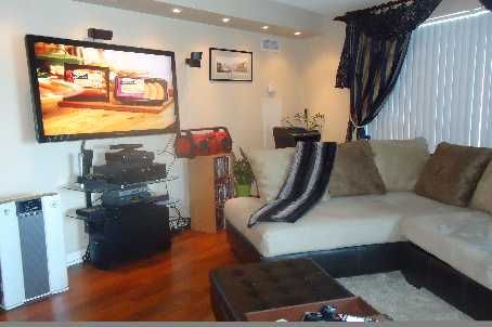 Preview image for 38 Lee Centre Dr #2103, Toronto