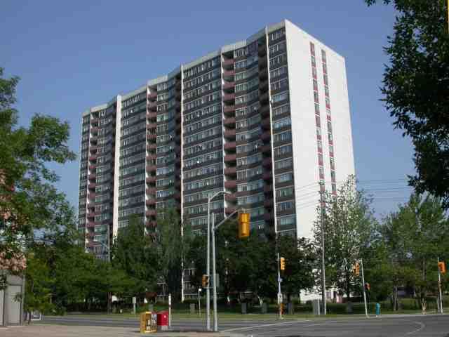 Preview image for 2050 Bridletowne Circ #409, Toronto