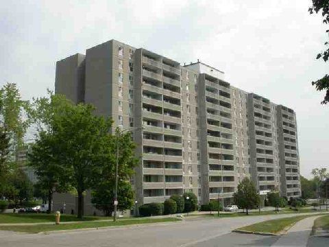 Preview image for 2 Glamorgan Ave #512, Toronto