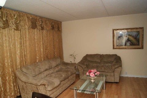 Preview image for 2 Glamorgan Ave #512, Toronto