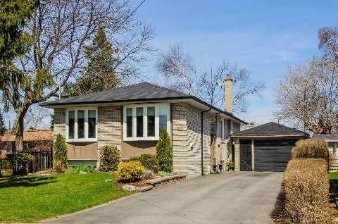 Preview image for 12 Woodgrove Dr, Toronto