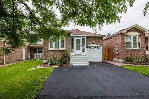 Preview image for 22 Courtlands Dr, Toronto