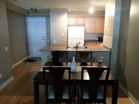 Preview image for 8 Mondeo Dr #711, Toronto