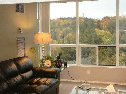 Preview image for 3050 Ellesmere Rd #810, Toronto