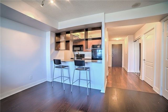 Preview image for 125 Village Green Sq #3707, Toronto