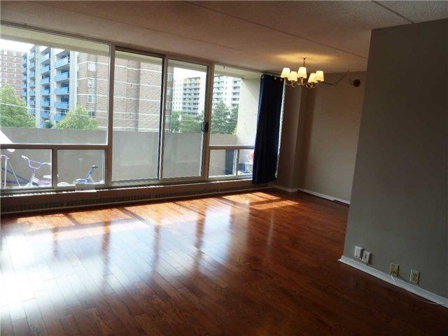 Preview image for 2 Glamorgan Ave #503, Toronto