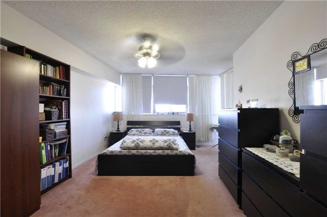 Preview image for 3151 Bridletowne Circ #1105, Toronto