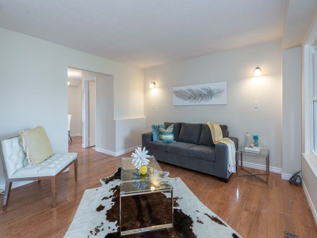 Preview image for 62 Dunthorne Crt, Toronto