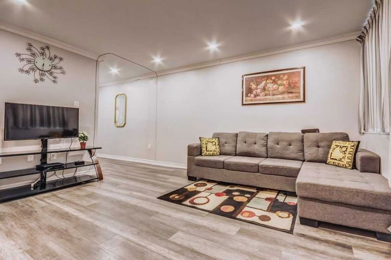 Preview image for 4062 Lawrence Ave E #101, Toronto