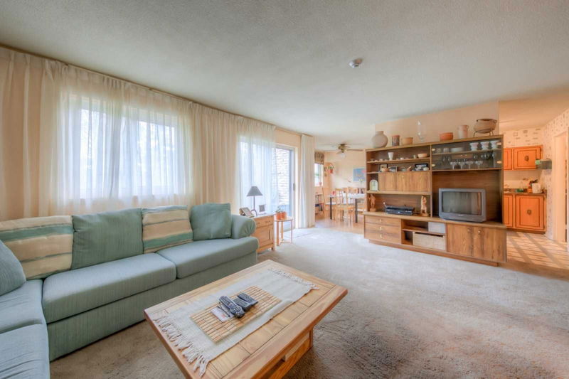Preview image for 140 Ling Rd #96, Toronto