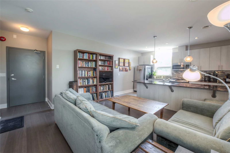 Preview image for 323 Kingston Rd #204, Toronto