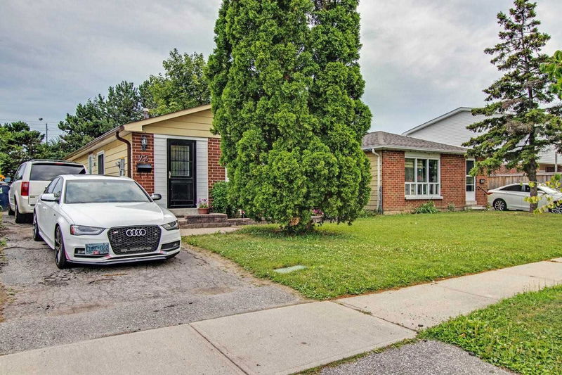 Preview image for 23 Gemshaw Cres, Toronto