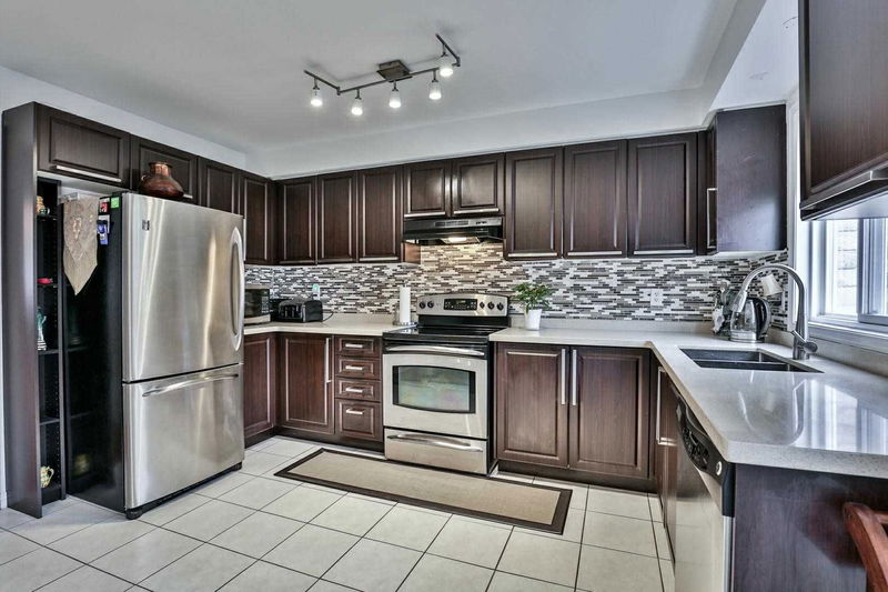 Preview image for 18 Pilkington Dr, Toronto