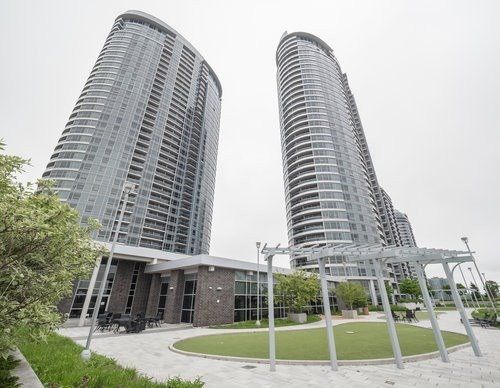 Preview image for 135 Village Green Sq, Toronto