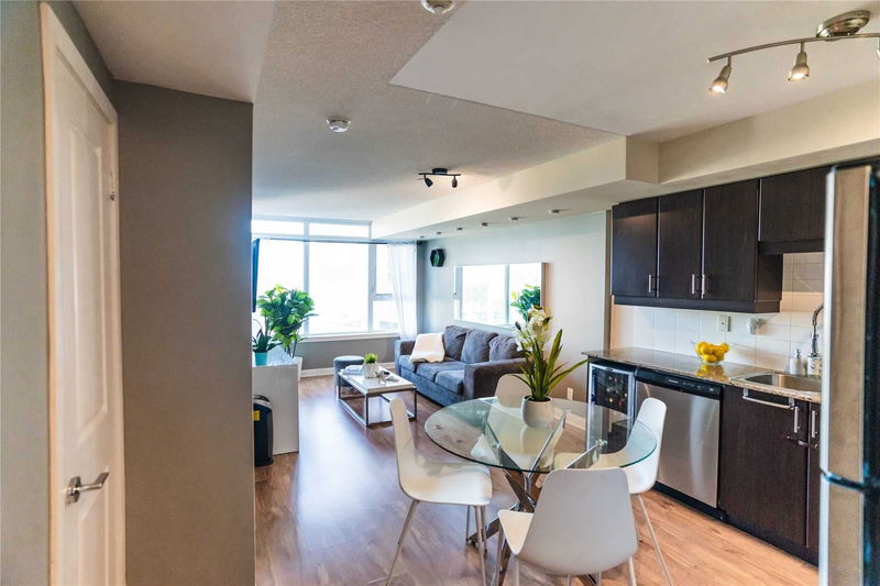 Preview image for 25 Town Centre Crt #511, Toronto