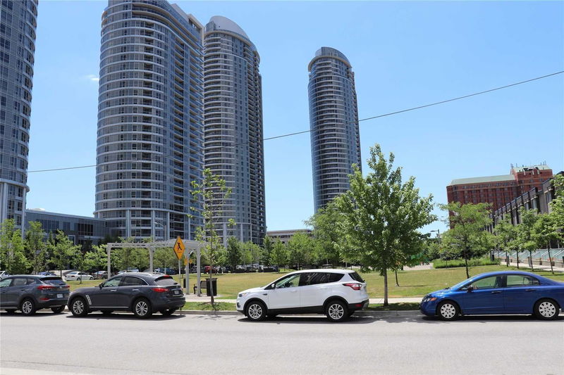 Preview image for 255 Village Green Sq #904, Toronto