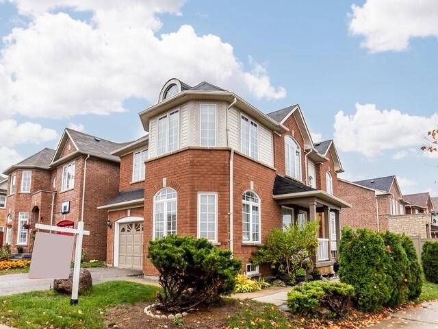 Preview image for 10 Gristone Cres, Toronto