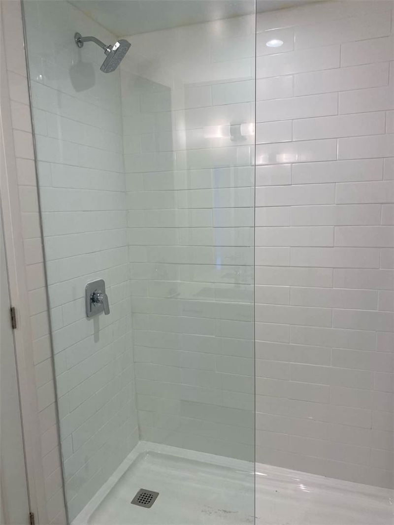 Preview image for 1630 Queen St E #601, Toronto