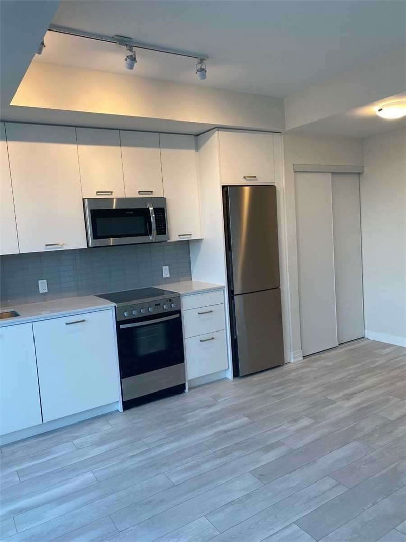 Preview image for 1630 Queen St E #601, Toronto