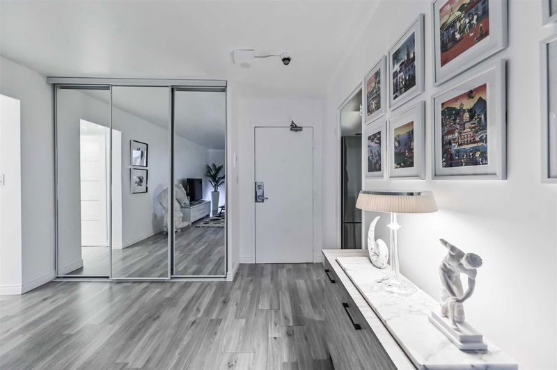 Preview image for 5 Massey Sq E #306, Toronto