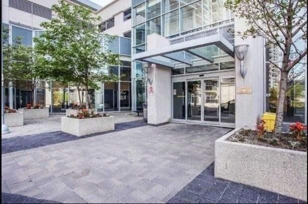 Preview image for 135 Village Green Sq, Toronto