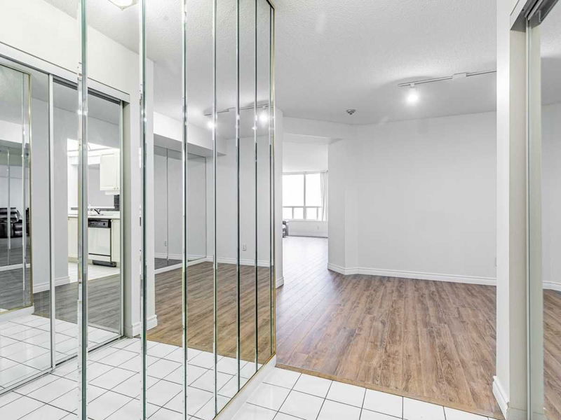 Preview image for 88 Corporate Dr #2301, Toronto