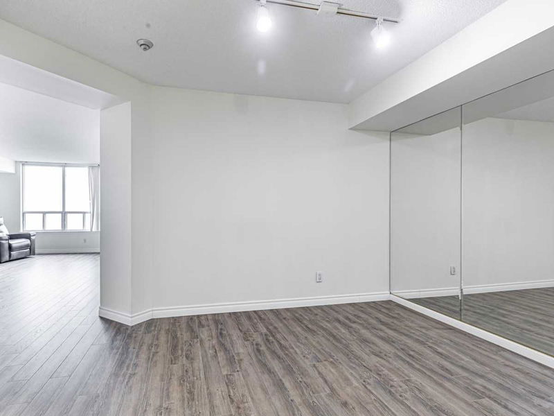 Preview image for 88 Corporate Dr #2301, Toronto