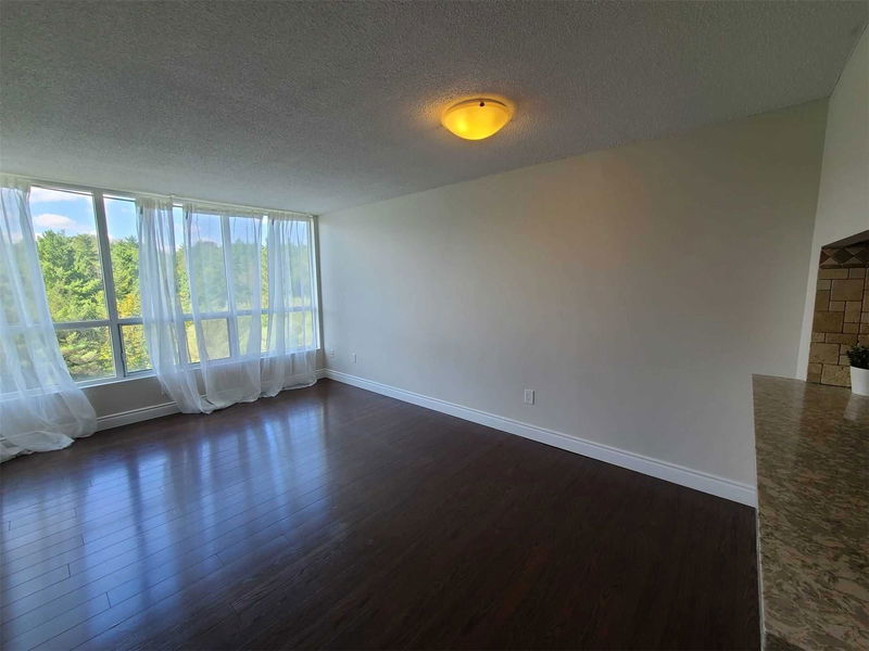 Preview image for 3050 Ellesmere Rd #810, Toronto