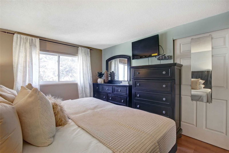 Preview image for 1400 Mary St N #9, Oshawa