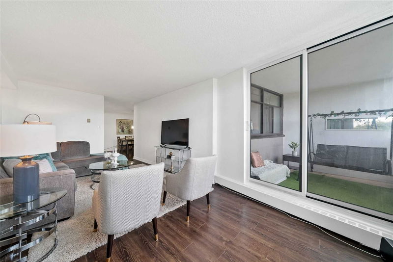 Preview image for 2050 Bridletowne Circ #409, Toronto