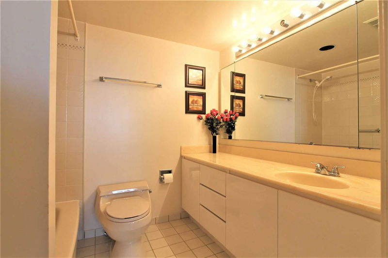 Preview image for 225 Bamburgh Circ #606, Toronto