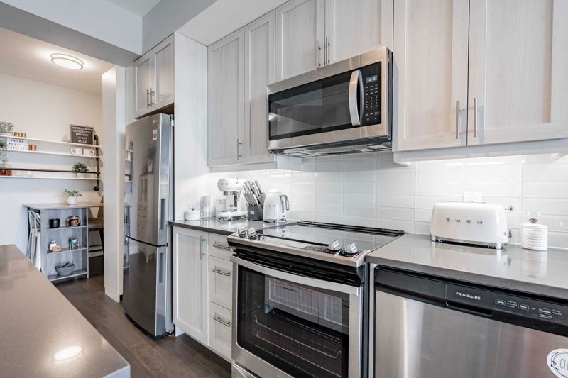 Preview image for 3655 Kingston Rd #601, Toronto