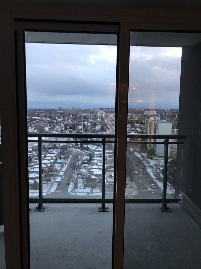 Preview image for 30 Meadowglen Pl #2201, Toronto