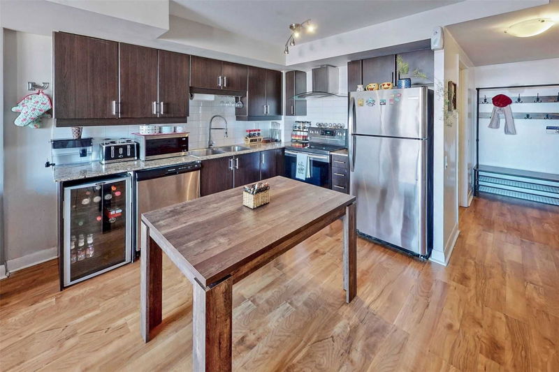 Preview image for 25 Town Centre Crt #511, Toronto