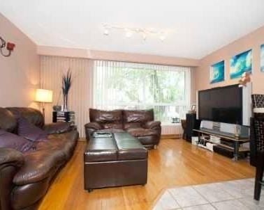 Preview image for 95 Kenilworth Ave S, Toronto